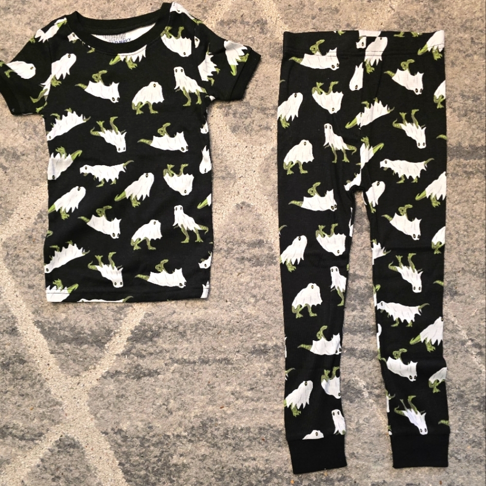 Old Navy Unisex Halloween Print Pajama Set
